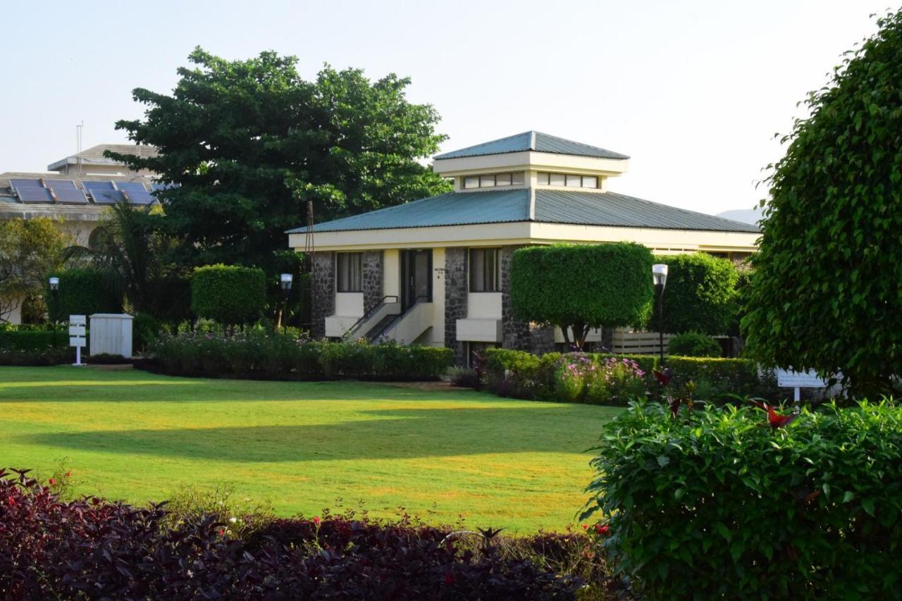 Fazlani Natures Nest - The Wellness Retreat Lonavala Dış mekan fotoğraf